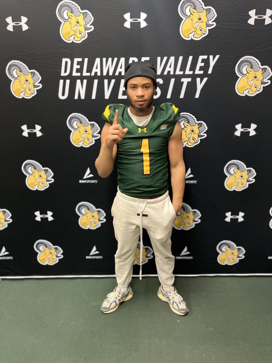 ZahfirC's tweet photo. Thank you for the visit Delaware valley @CoachFontana @koachbubb https://t.co/TB2TzTbDTR