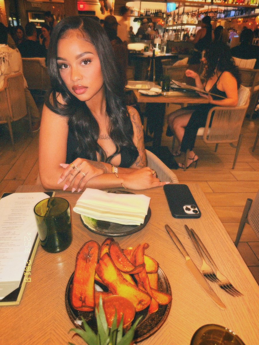 ChristyJ 🫧 tweet media