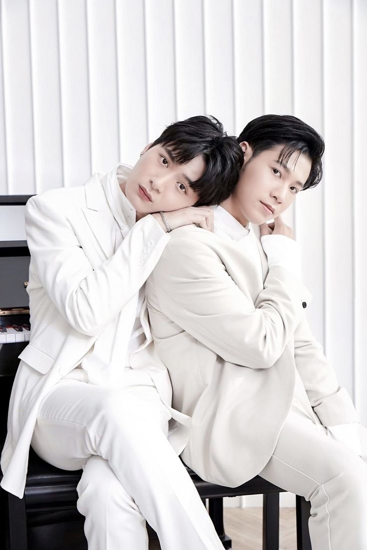 archiveforsk's tweet photo. [pic] krist singto baby bright photoshoot https://t.co/NYLYsIic0H