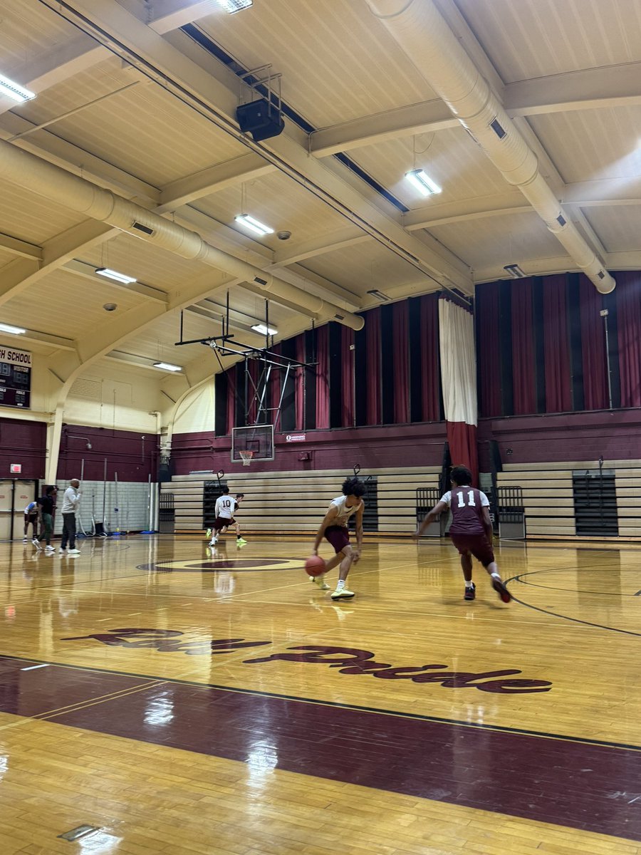Ossining Boys Basketball tweet media