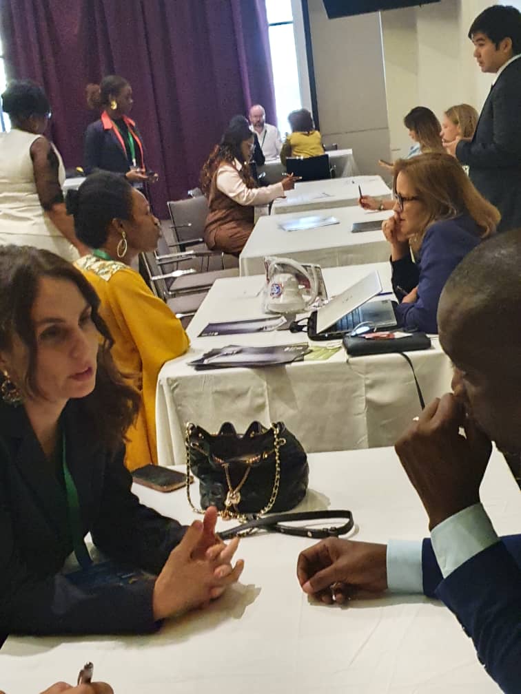 roscidet's tweet photo. M. Nabil Alade, économiste a représenté Jean Claude Koya, Directeur Général de #KODYMES_GROUP au Forum #cotedivoire  - #Brésil ce lundi 3 février 2025 au Moon HÔTEL Abidjan. 
#aheag #entreprises #partenariats #économiques #RCI #privé #développement https://t.co/GpeERDqsaJ