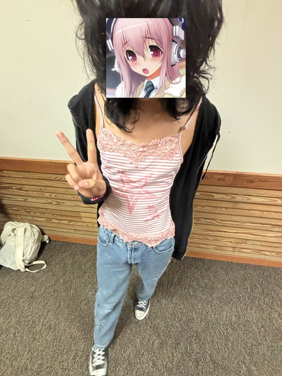 yxkki's tweet image. Silly pics of my goofy ass at school (⁠≧⁠▽⁠≦⁠)
Ty 4 being my photographer @koelvs ur silly too :3
Some pics were lost but I'll get them somehow (⁠人⁠*⁠´⁠∀⁠｀⁠)⁠｡⁠*ﾟ⁠+