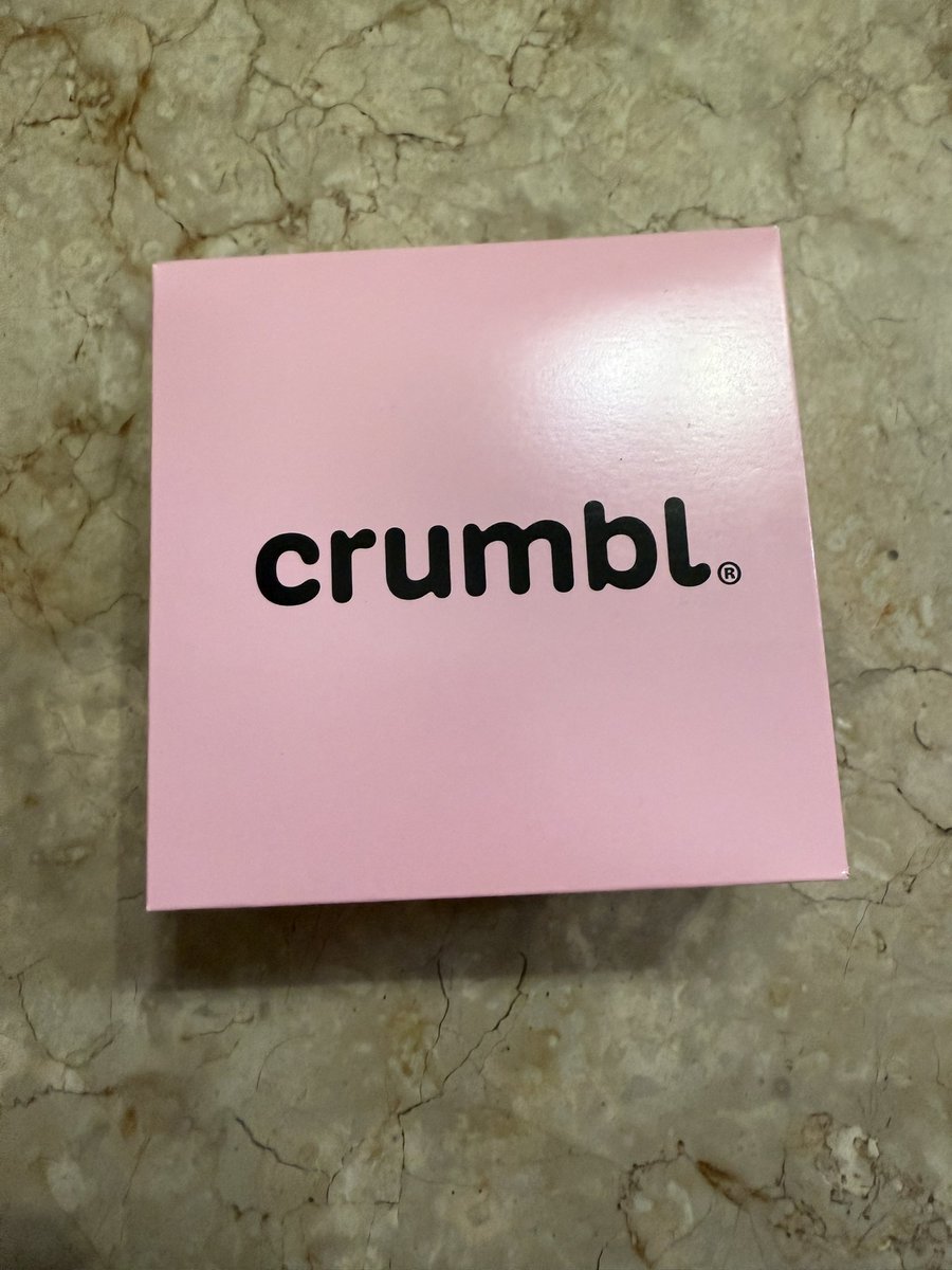 FrankTank3223's tweet photo. @crumbl @FDArecalls @US_FDA @CDCgov On 01/31/2025 we purchased 1 cookies and cream cake with Oreo and while my wife was chewing on it, we discovered plastic inside of the cookie cake. https://t.co/lSMuLvz1KU