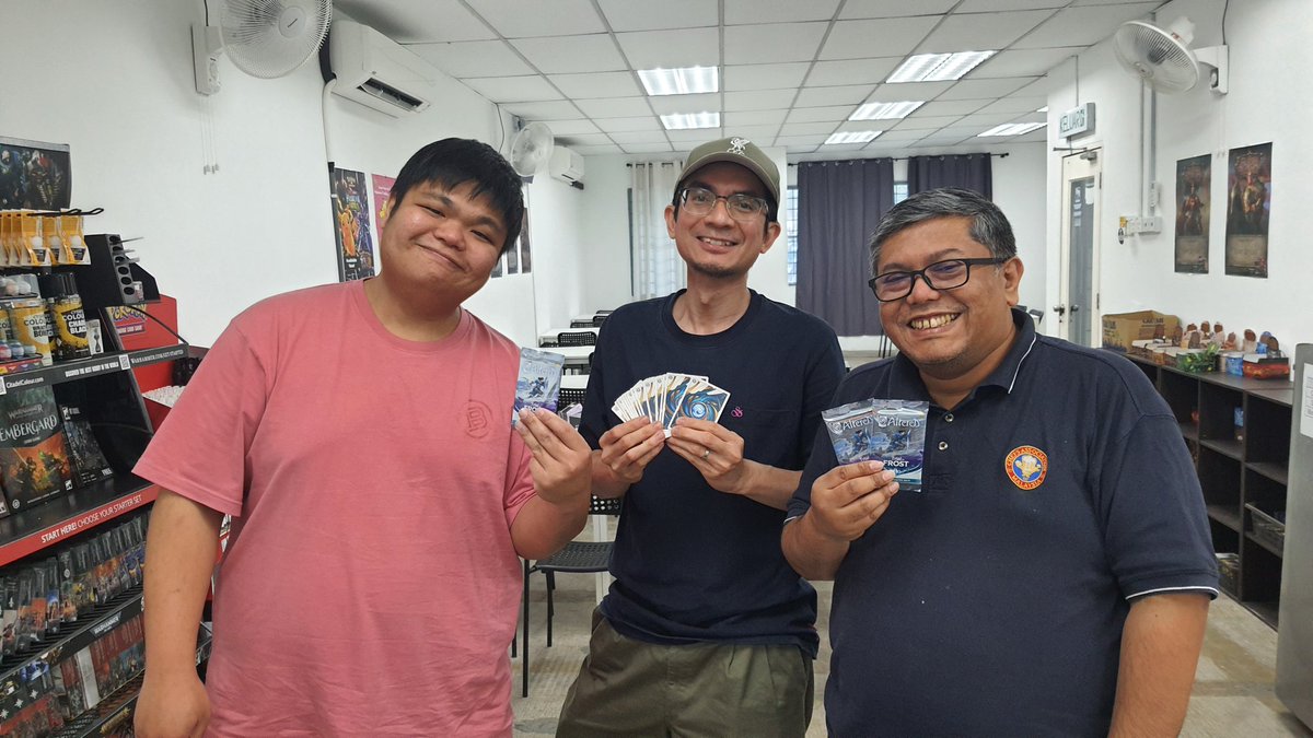 nakamashop126's tweet photo. Thank you all for last weekend tourney
#fabtcg #altered #gempack https://t.co/QaxDNyaf0b