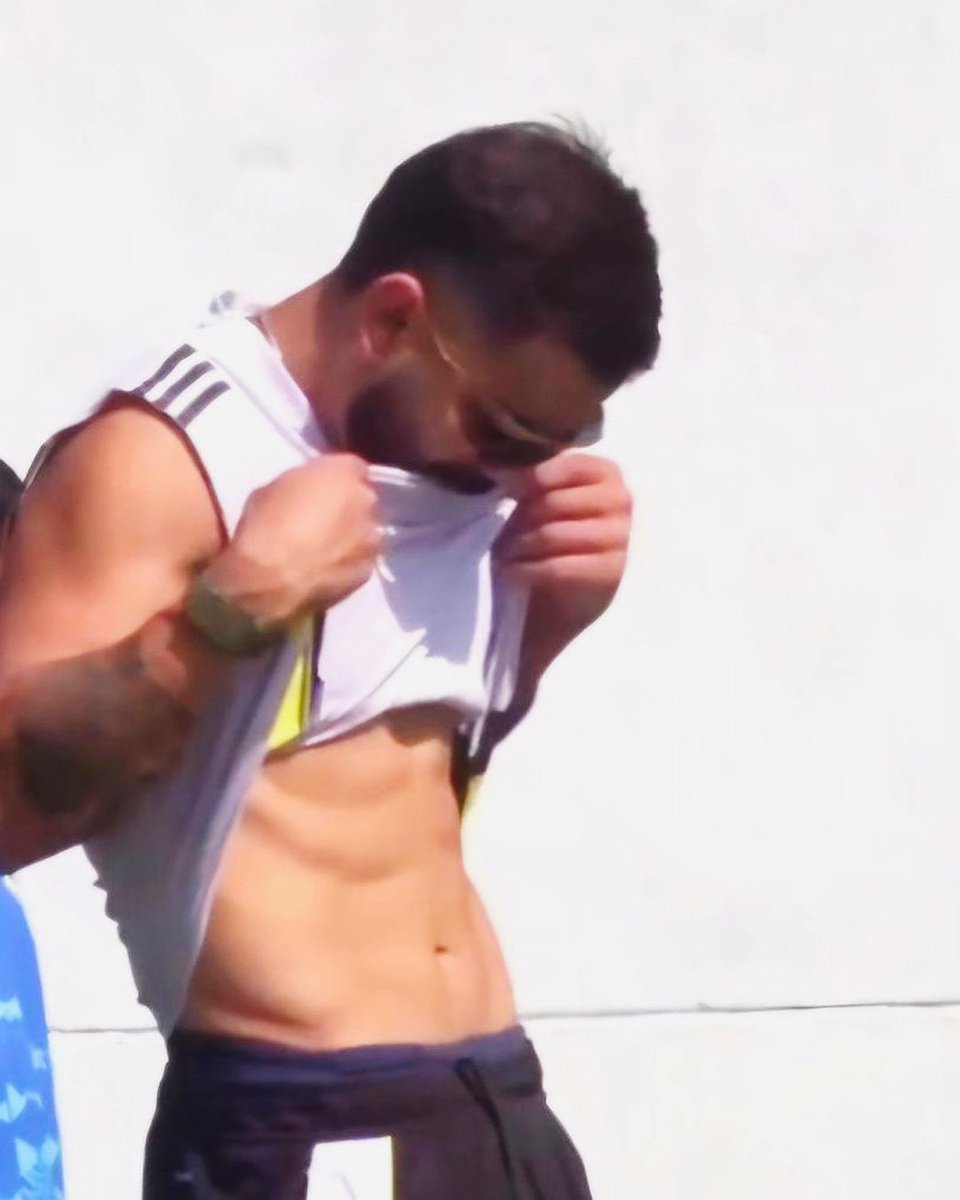 thebharatarmy's tweet image. Virat Kohli 🗿🔥

#ViratKohli #PracticeSession #BharatArmy #COTI #Nagpur