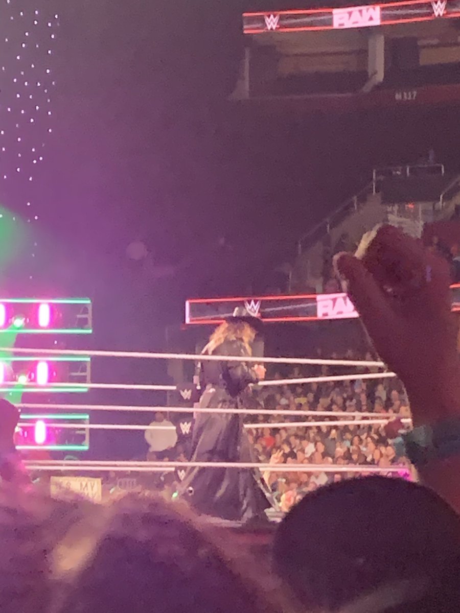 PicalousC's tweet photo. Best 15th birthday ever🥹 https://t.co/9VBYAhC7cO