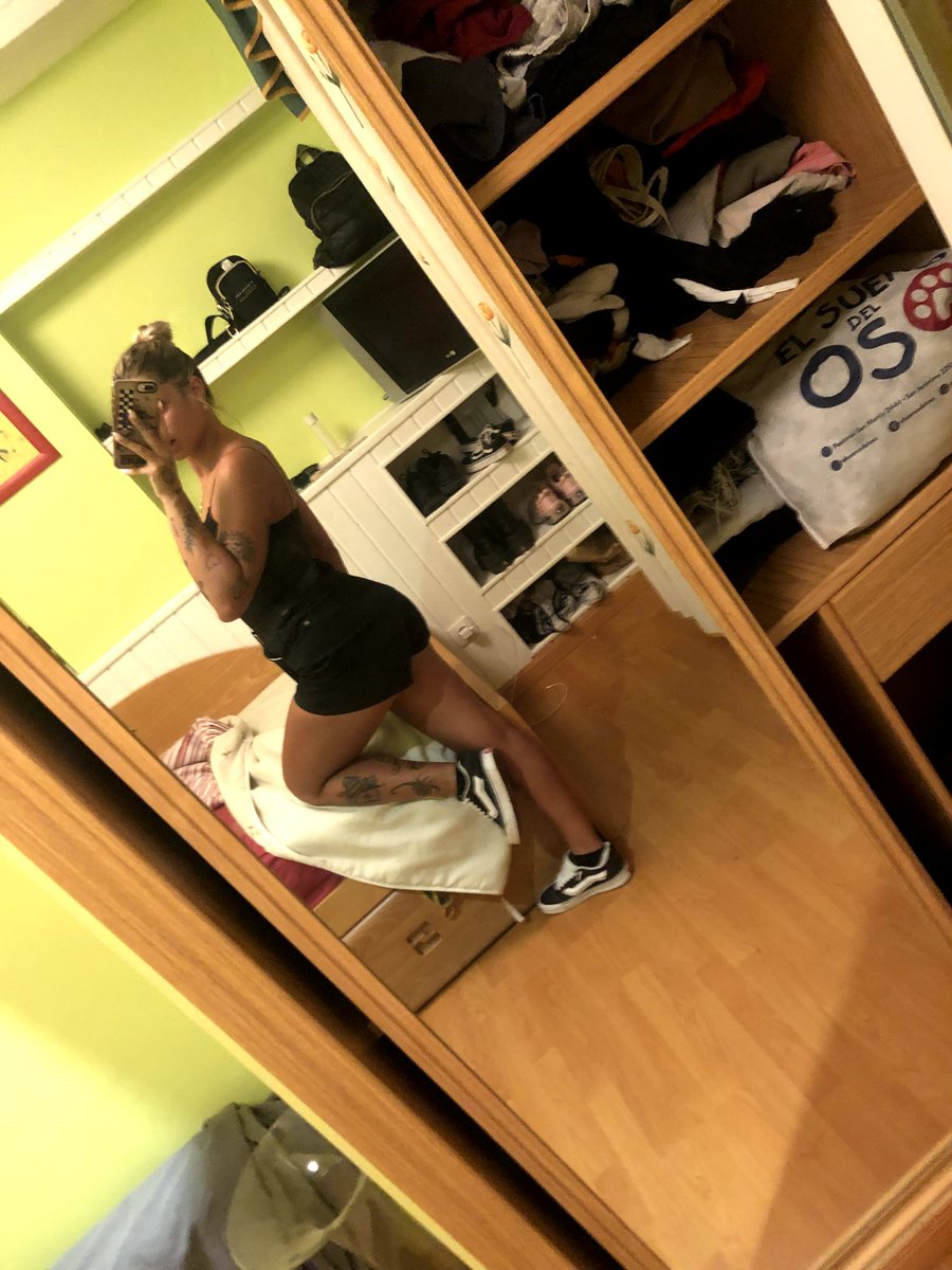 MariaCa40743938's tweet photo. @vult1k Should I take off my clothes? 🥺 https://t.co/JOcOS1b457