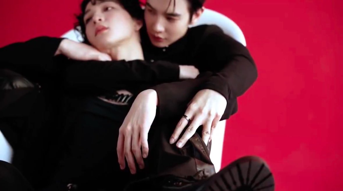 memym_y's tweet photo. งานดีมากกกกกกก คู่สร้างคู่สมสุด 😭❤️
#MaxkyBasChinaFirstCover #แม็กกี้บาส
#FoureverYouProject #maxky_rp
#บาสเด็กอ้วนที่แท้จริง @maxky_rp @basjtr https://t.co/jumW5jpJlX