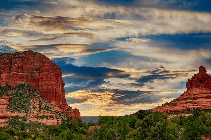 Frontierworld's tweet photo. For those who enjoy the freedom of the open road and the beauty of the coastline, our fly-drive itineraries offer a more enticing way to experience #America:  

https://t.co/Z5xgj0Cjc7

Let Frontier America craft your perfect fly-drive

#adventure #travel #visittheusa #flydrive https://t.co/rFKPoLrxvI