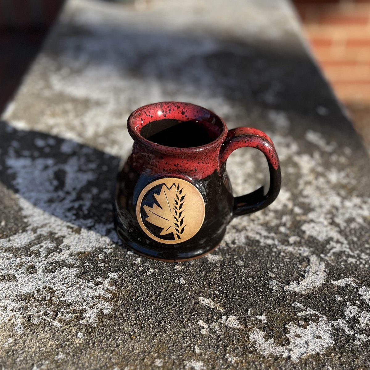 themerchguild's tweet photo. 🐓 Fa Ram Handmade Mug back in stock now in three new glaze colors! Spanish Moss, Jasper, Cranberry Bog and Spanish Moss.  @CasualfarmerBOC #bewareofchicken #progressionfantasy #casualfarmer #litrpg https://t.co/ZXkDpadWIe