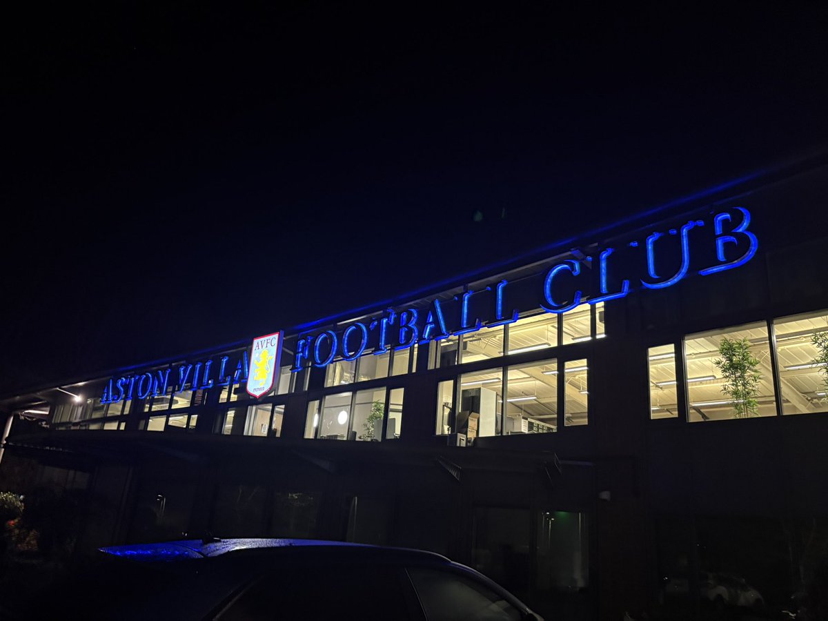 DV1874's tweet image. The process it is not about signings. It is about the beautiful moment of AVFC. This confidence in what we are doing. With Mistakes and imperfections. Up and downs. We have NSWE, committed owners, @leonsfdo, experienced and sharp management team and staff, an amazing squad…