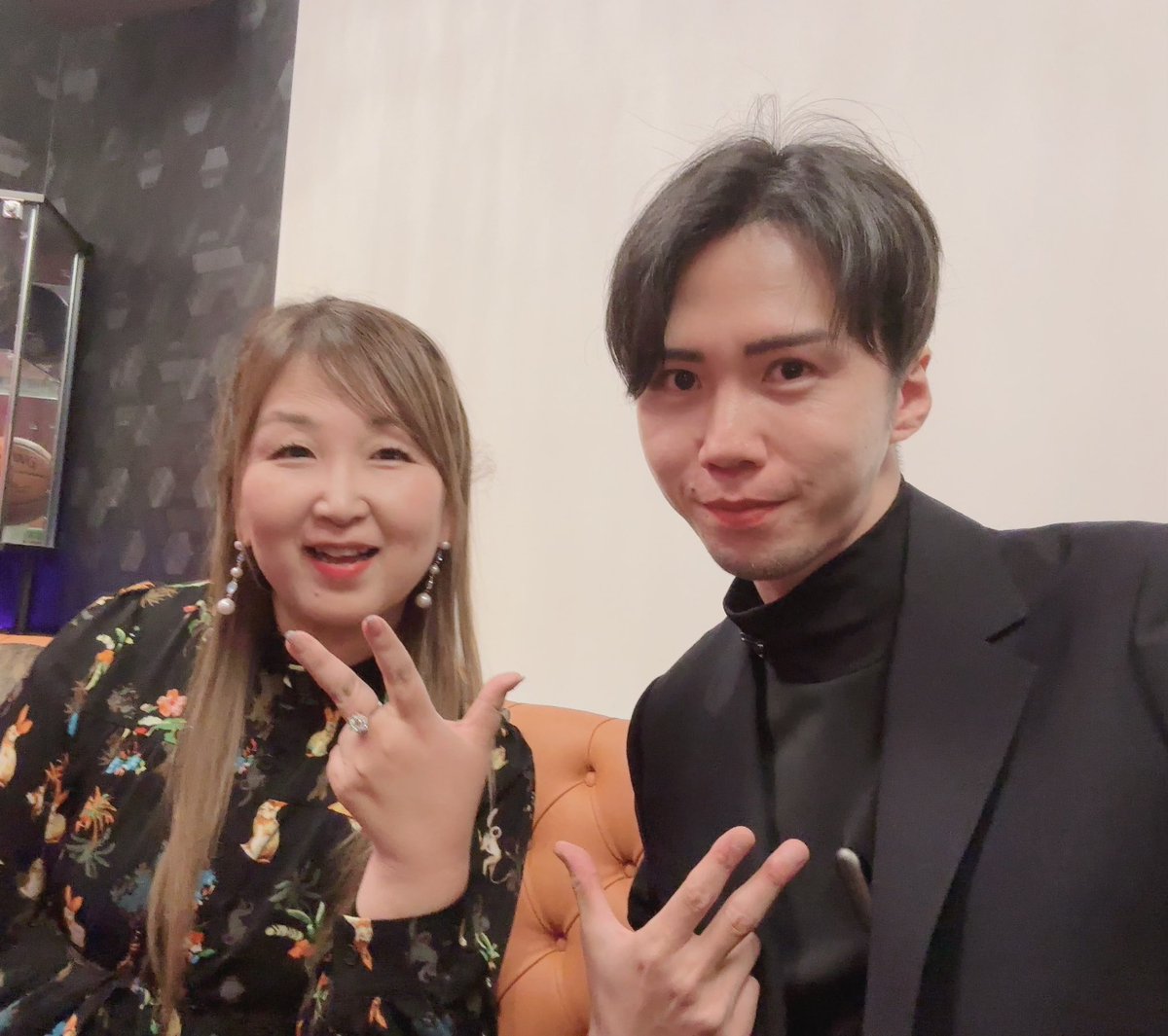 hsd20210331's tweet photo. 【三凛さとしさん目醒め学校リアルお茶会行ってきましたー‼️】
今回が最後のリアルお茶会。
自分としては劇的に変化した三年間。メンターさとしさんありがとうございました😊🌈✨✨これからもよろしくお願いします🙇��♀️✨✨✨
@sanrin_hikiyose https://t.co/xPEOErJFmo