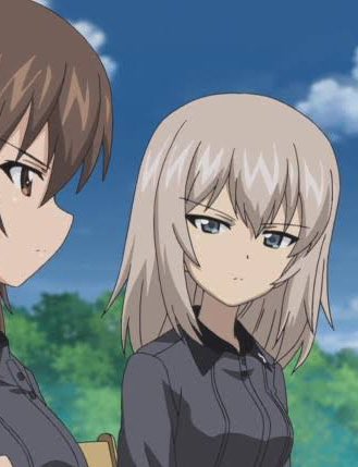 おねえちゃんは天然素材の色気を持っててそれゆえに無意識で無防備だから黒森峰のみなさんは日々色々と大変だったでしょう
今思うと1番そばにいたエリカはよく耐えてたな偉い
本当に耐えてたかは知らんけど