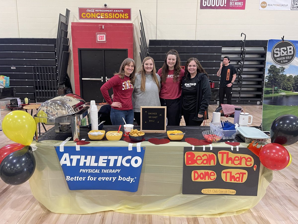 SportsmedSc's tweet photo. Thank you to everyone who visited our booth at the Winter Bash yesterday! Our awesome Physical Therapists, Joci, and Lexi, helped us win 3rd place in the chili cook-off! 🌶️ https://t.co/7YotZT8NsI