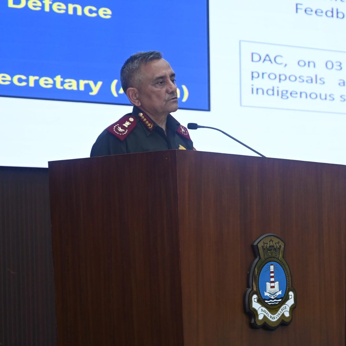 HQ_IDS_India's tweet image. True synergy of #IndianArmedForces with all elements of National Power encapsulated by Chief of Defence Staff, General Anil Chauhan in his address on 'National Security Architecture and Higher Defence Organisation' at Naval War College.
#CDS emphasized the need for…