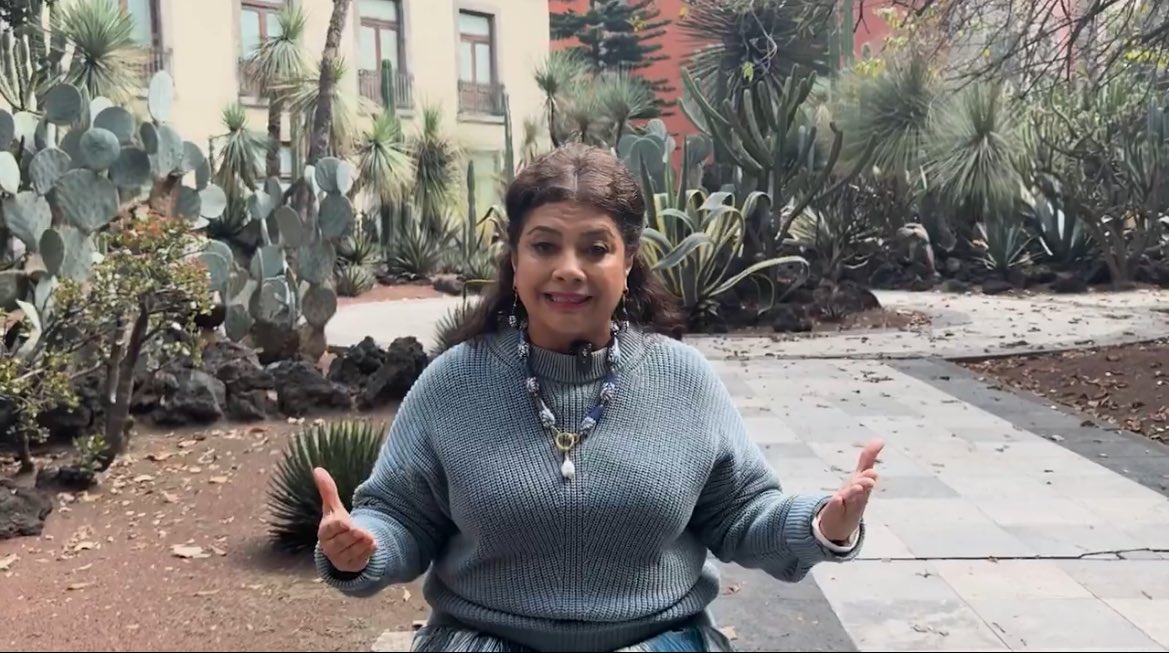 ClaraEmbrujada's tweet photo. Gracias al este gran esfuerzo ya nadie pasará examen de admisión para educación media superior, no importa que no hayas pasado la primaria, educación para todos. https://t.co/uTr1Nc6ono