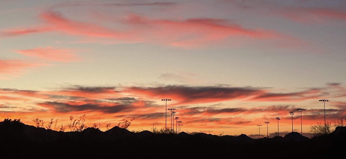 bikerbakerchic's tweet photo. Tonight’s sunset! https://t.co/Ca2EaEmacb