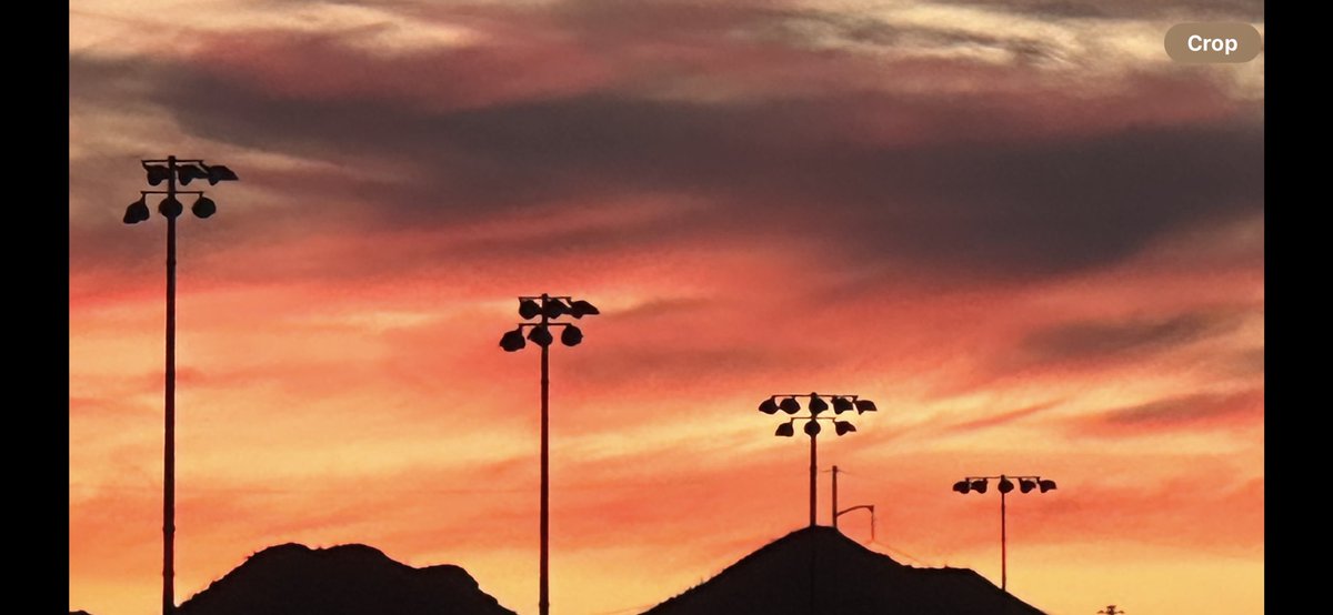 bikerbakerchic's tweet photo. Tonight’s sunset! https://t.co/Ca2EaEmacb