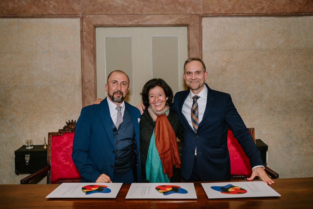 Grateful to have been awarded a Tallberg-SNF-Eliasson Global Leadership Prize with Fernando Trujillo and Maria Teresa Ronderos!#TallbergLeadersMentoringLeaders #TLML #TallbergFoundation  #globalleadership #newthinking <a href="/Tallberg/">Tällberg Foundation</a> <a href="/MGBSpringboard/">MGB Springboard Studio</a> <a href="/MassGeneralNews/">MassGeneral News</a> <a href="/MGBInnovation/">Mass General Brigham Innovation</a>