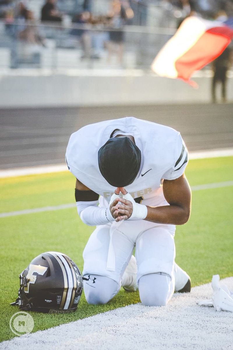 SyncereH1of1's tweet photo. I will not be signing Feb 5th. #GodsTiming #RespectMyDecision https://t.co/DAPC6LQd8w
