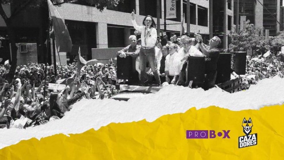 ProBoxVE's tweet photo. 🇻🇪 El oficialismo activó su maquinaria de desinformación para manipular la detención de @MariaCorinaYA el #9Ene, negando los hechos y difundiendo narrativas falsas en tiempo récord 👀 En este #AudioreportePB te contamos cómo lo hicieron junto a @CazamosFakeNews 🇻🇪 👉 https://t.co/4ck2hbUmyp