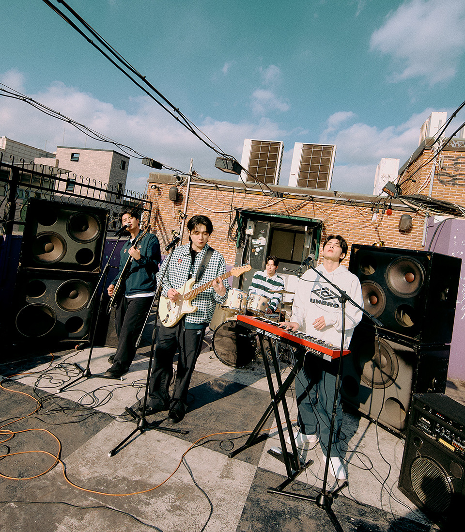 carpediemk1219d's tweet photo. UMBRO × DAY6

2025 HBL COLLECTION
"STAND BY ME"

#DAY6 #데이식스
#성진 #영케이 #원필 #도운 https://t.co/KuuOCAbrZm
