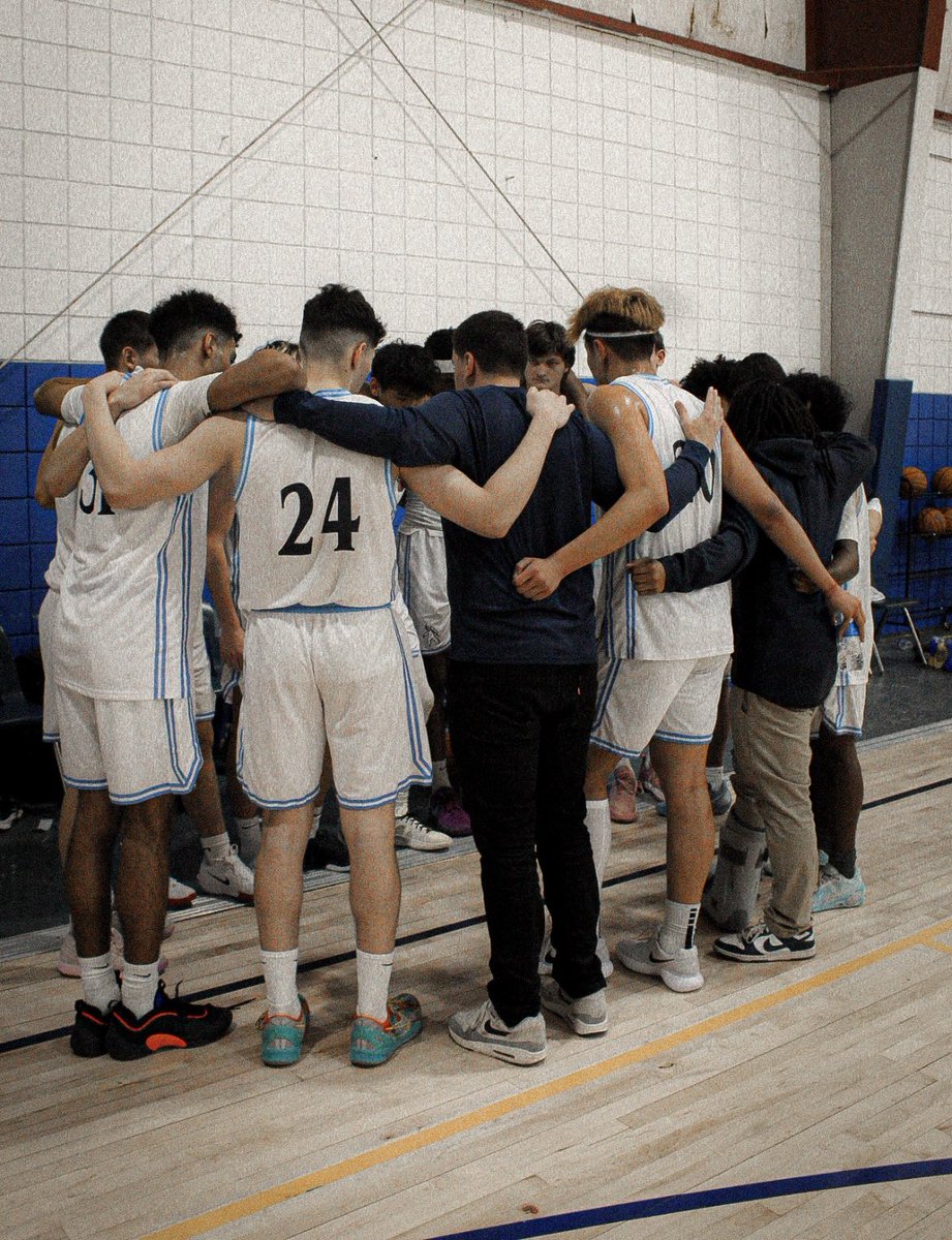 EPA_Hoops's tweet photo. Huge W against Kiski, a team that beat us earlier this season. After a close first half, we came out with an incredible and dominant 30-0 run that completely shifted the game in our favor. It was a statement win that highlighted our progress and determination to growing each day. https://t.co/CkvUzLRNT1