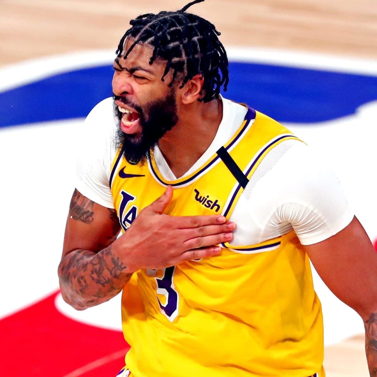 LakersFilm's tweet photo. My 10 favorite memories of AD as a Laker.

A thread. https://t.co/XGpDcwd9V1