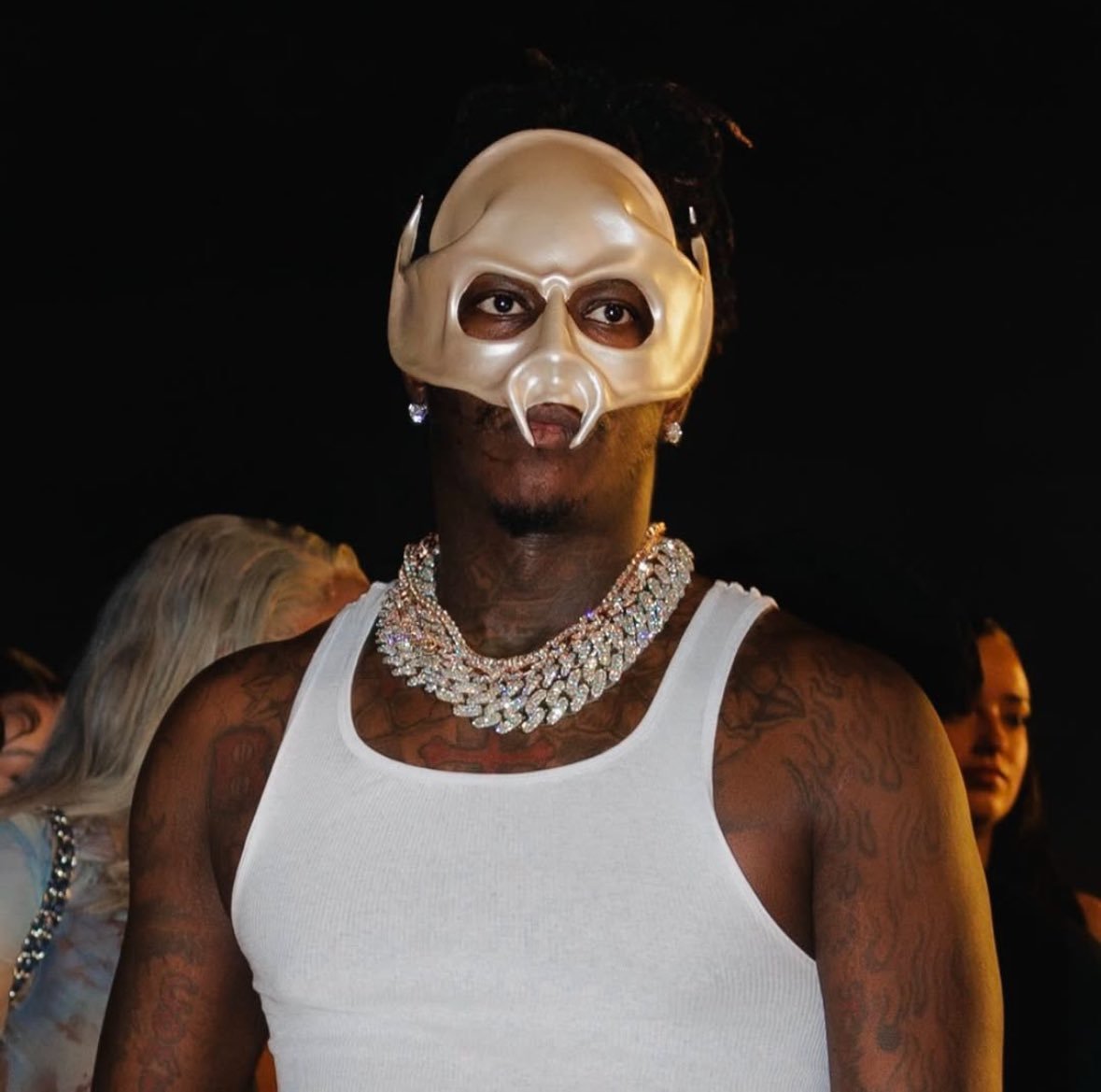 Kurrco's tweet photo. Young Thug is back outside 🐍 https://t.co/iBTXKuHfDz