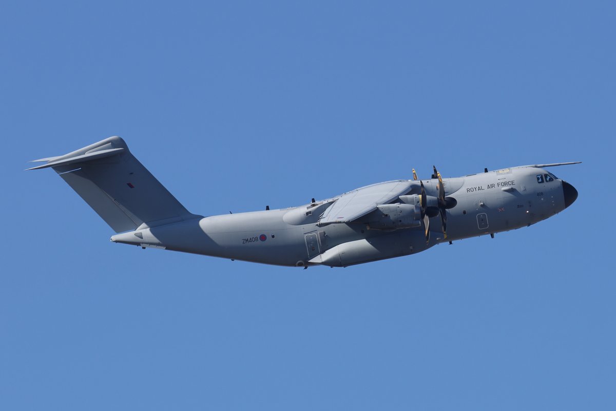 fiend11flt's tweet photo. 夜勤明けだったので近場から📸📸📸
Royal Air Force Airbus A400M(ZM408)
#入間基地  #irumaairbase #royalairforce https://t.co/pT8lm2RTto