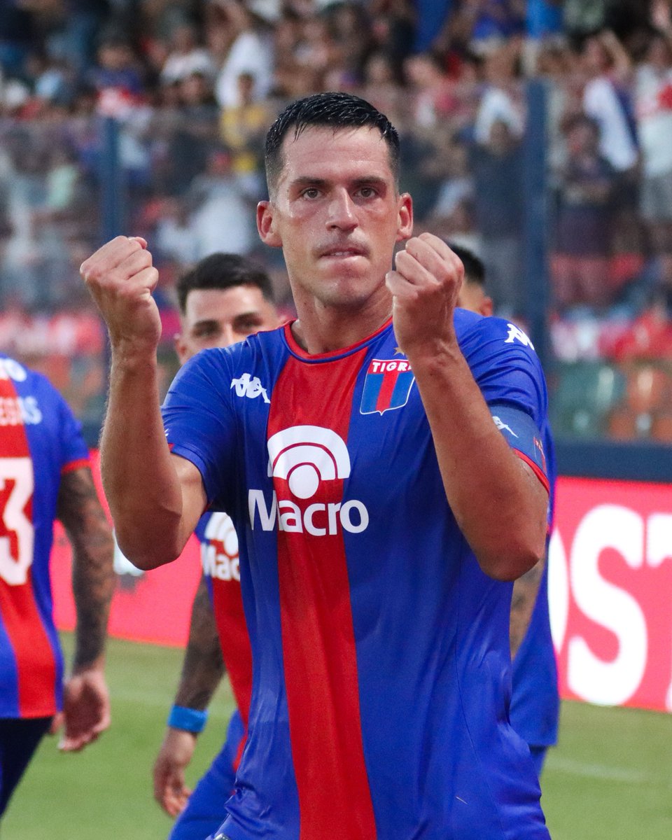 Con ustedes el defensor y capitán de Tigre, NEHUÉN PAZ©️🔵🔴

- Salido de las inferiores de All Boys
- Hace 7 meses arribó al Matador
- Convirtió su segundo gol con Tigre
- Duelos ganados, despejes, pases precisos, seguridad defensiva

Uno de los mejores centrales del país ⚔️🐯