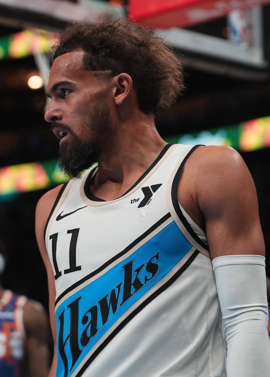 TheHoopCentral's tweet photo. TRAE YOUNG TONIGHT:

34 POINTS
9 ASSISTS
9/16 FGM
4/8 3PM

GAME WINNER. 🔥🔥🔥 https://t.co/l11UTdtQoN