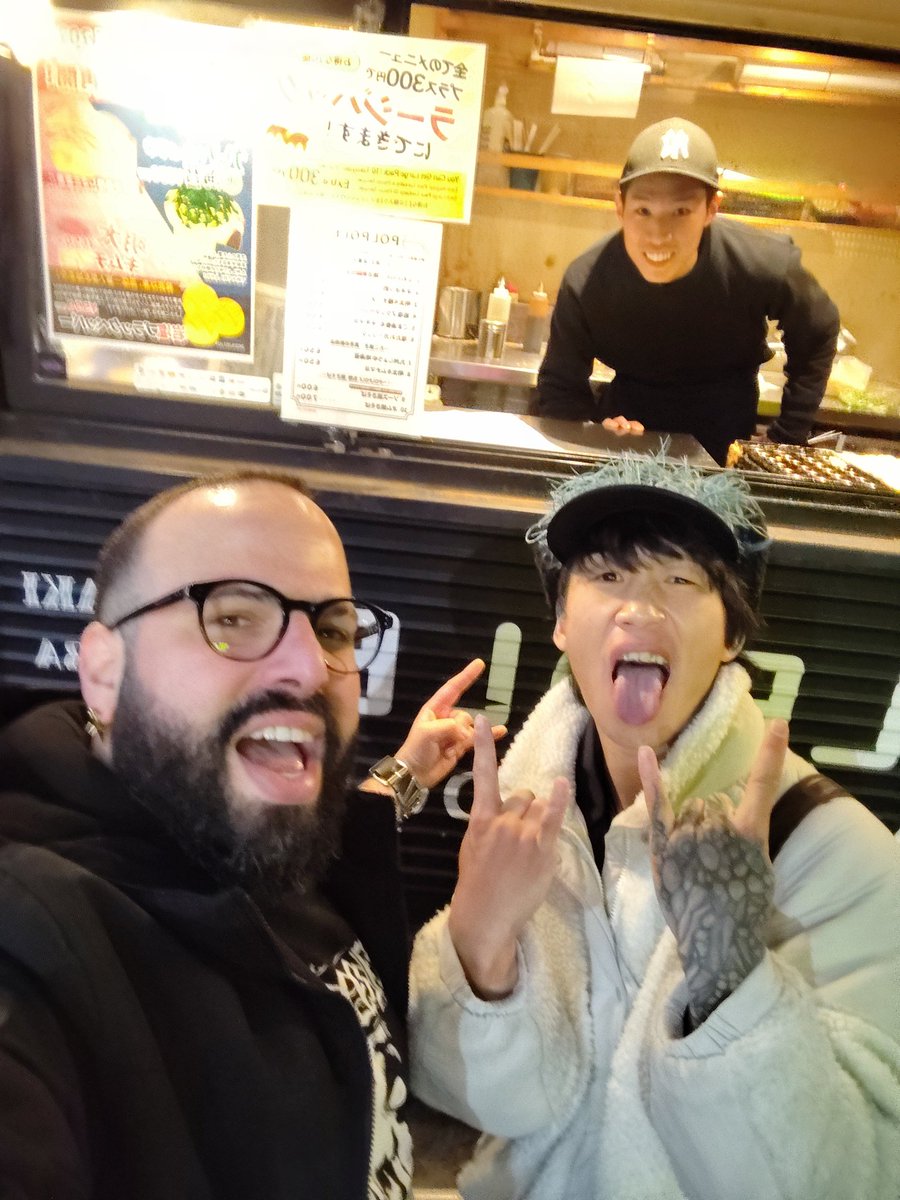 tu7amaru's tweet photo. ZARDONICに認知されてお揃いのDrマーチン買う世界線にいました🤘 https://t.co/ipbDdPJ4FP