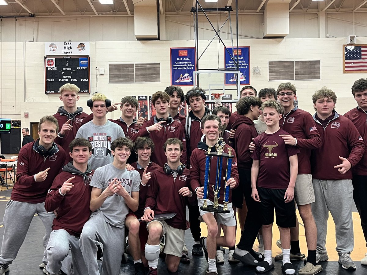 keesee_01's tweet photo. BIG WIN!! Went 3-0 and took first place at the BRD District Tournament at 120 lbs with 3 pins!! Also, took first place as a team!! Got some awesome work in and got to show off some great new stuff🙌 https://t.co/6LSSRe7oSu
