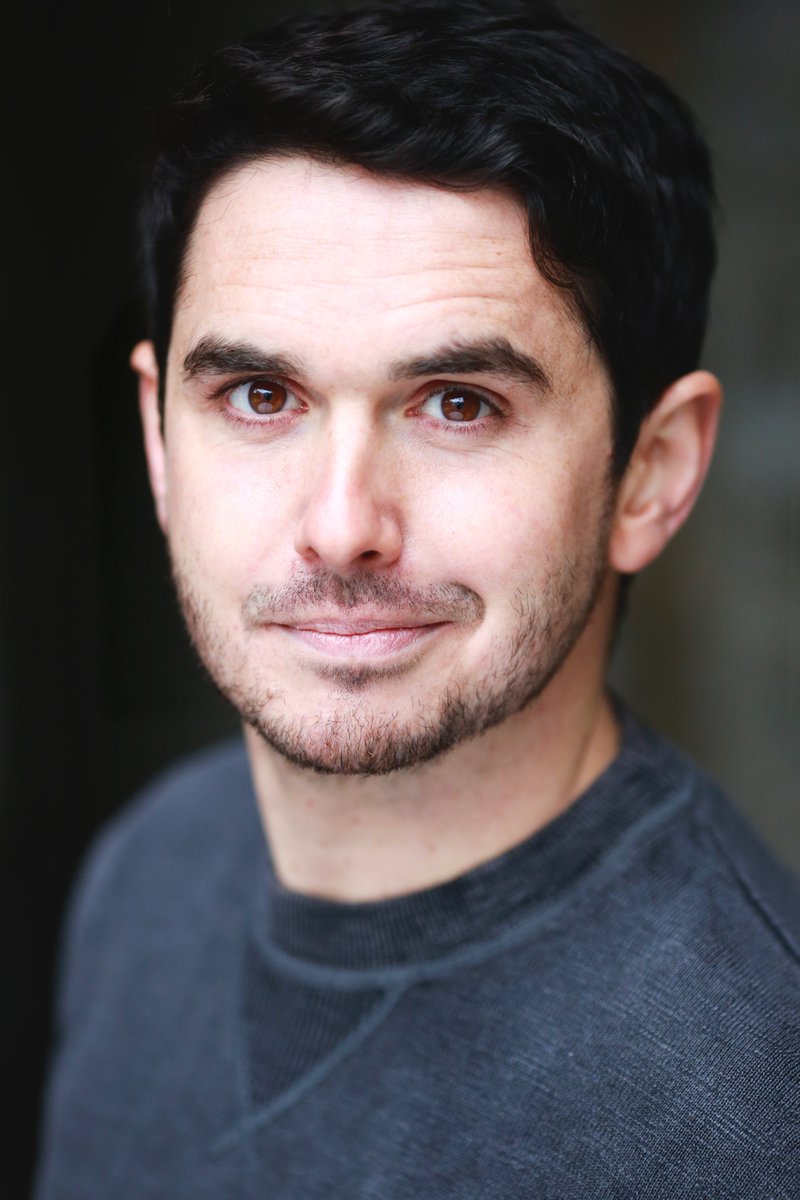 Developer Alex Carter predicts that quantum algorithm specialists will soon rival classical programmers in demand. 🖥️🌌 The future of computing is closer than it seems!🚀🔮#Algorithms  #Programming  #Developments