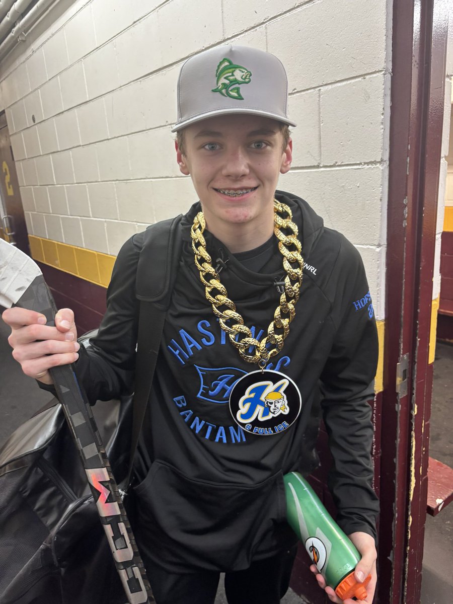 HastingsBantamA's tweet photo. Raiders Win!!! Great start after some time off. Hell Yeahs to Muhl, Gelhar, Erickson, and Hofstad. Hell Yeah honorable mention to Anselment and Kinderman. Hofstad with the Game Chain tonight!! Raiders will be back in action this weekend.
#FULLICE
#goraiders https://t.co/F6Y4coNGZU