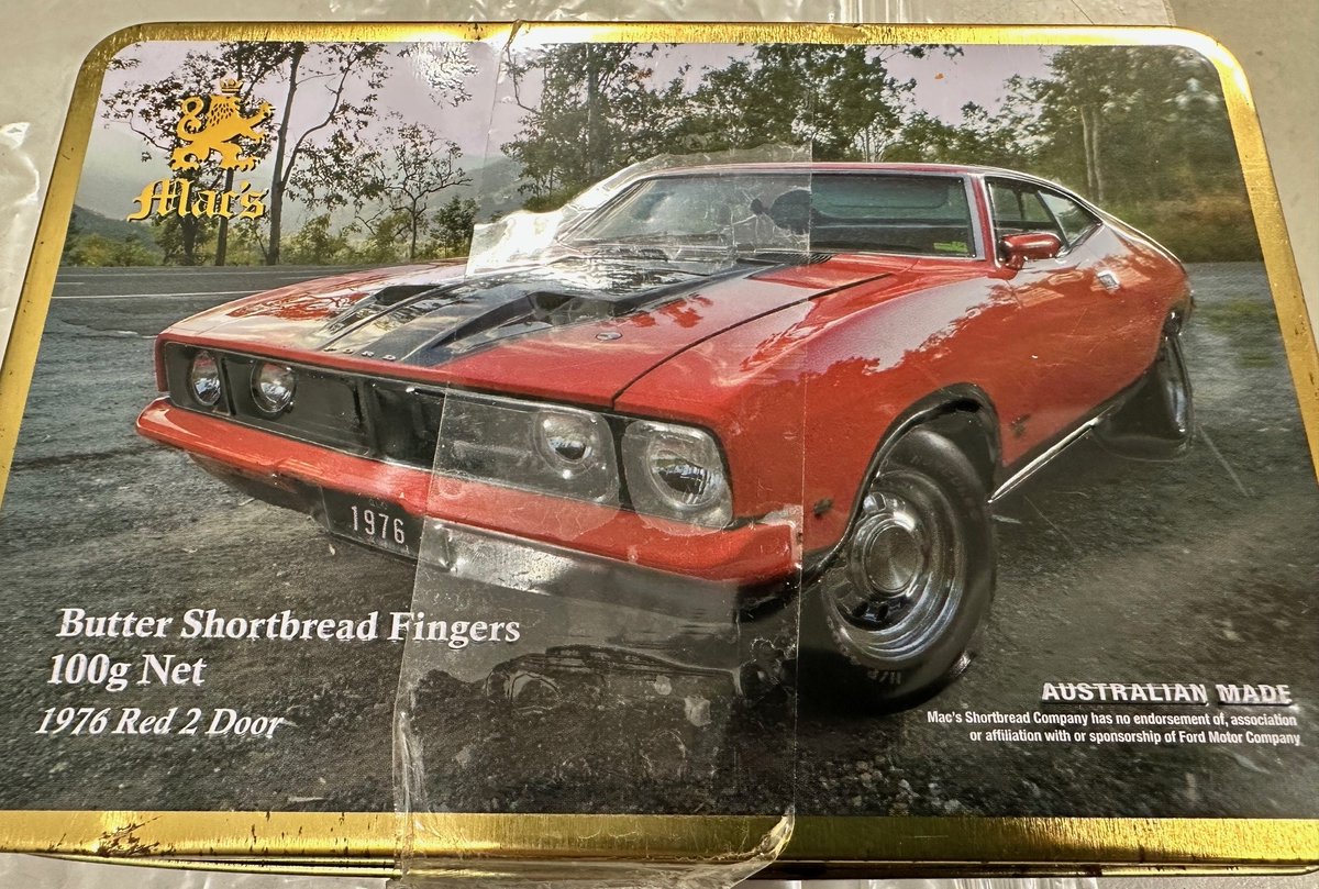 Geraldton Police would like to reunite a collection held in a tin with the owner.  If this is yours, please come and see us between 8am-4pm at Geraldton Police Station and prove ownership.  Quote Incident Report Number 040225 0915 62752.  #FB