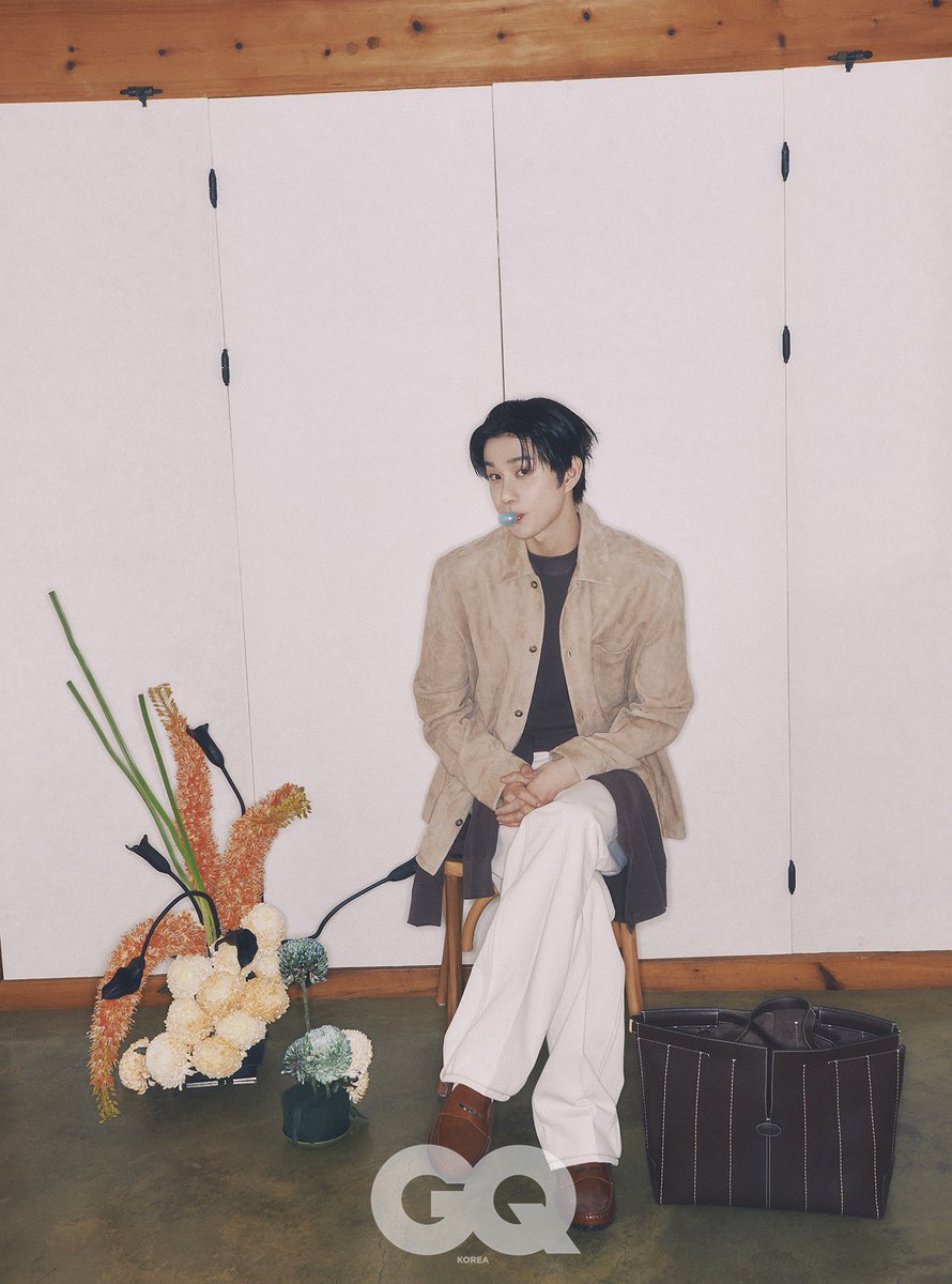 NCTsmtown's tweet photo. #JUNGWOO

#NCT #NCT127
#TodsSS25 #토즈 #GQKOREA
#JUNGWOOxTods #TodsxJUNGWOO
@Tods @GQKOREA https://t.co/NApEfx5IfC