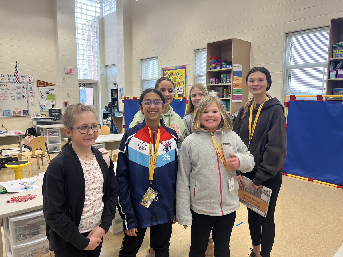 CumbeeMs's tweet photo. February Best Buddies Chapter Meeting… https://t.co/Vwz2LFLCbi