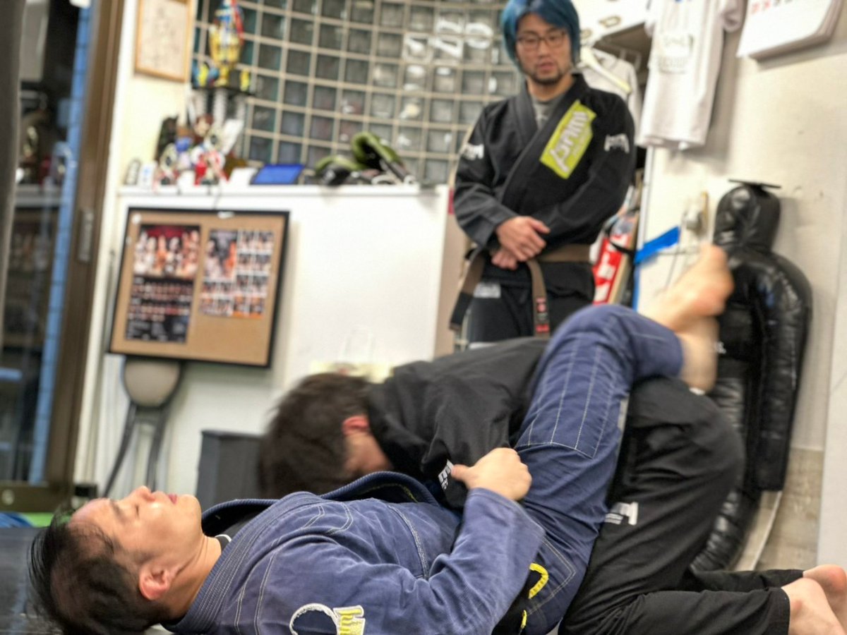 MMAshimizu1985's tweet photo. @polar_gym
🐻❄️火曜日クラス🐻❄️
🏋️11:30〜13:00 キックボクシング
👶17:15〜18:00 キッズクラス
🏋️18:00〜19:00 キックボクシング
😺19:00-20:00 MMAクラス
🥊20:00-21:00 キッククラス
🥊21:00-22:00 スパーリング
⏬⏬⏬⏬⏬
https://t.co/Yf2yWDcTNv
#POLARGYM
#格闘技
#ダイエット仲間募集 https://t.co/Htyp1XdayR