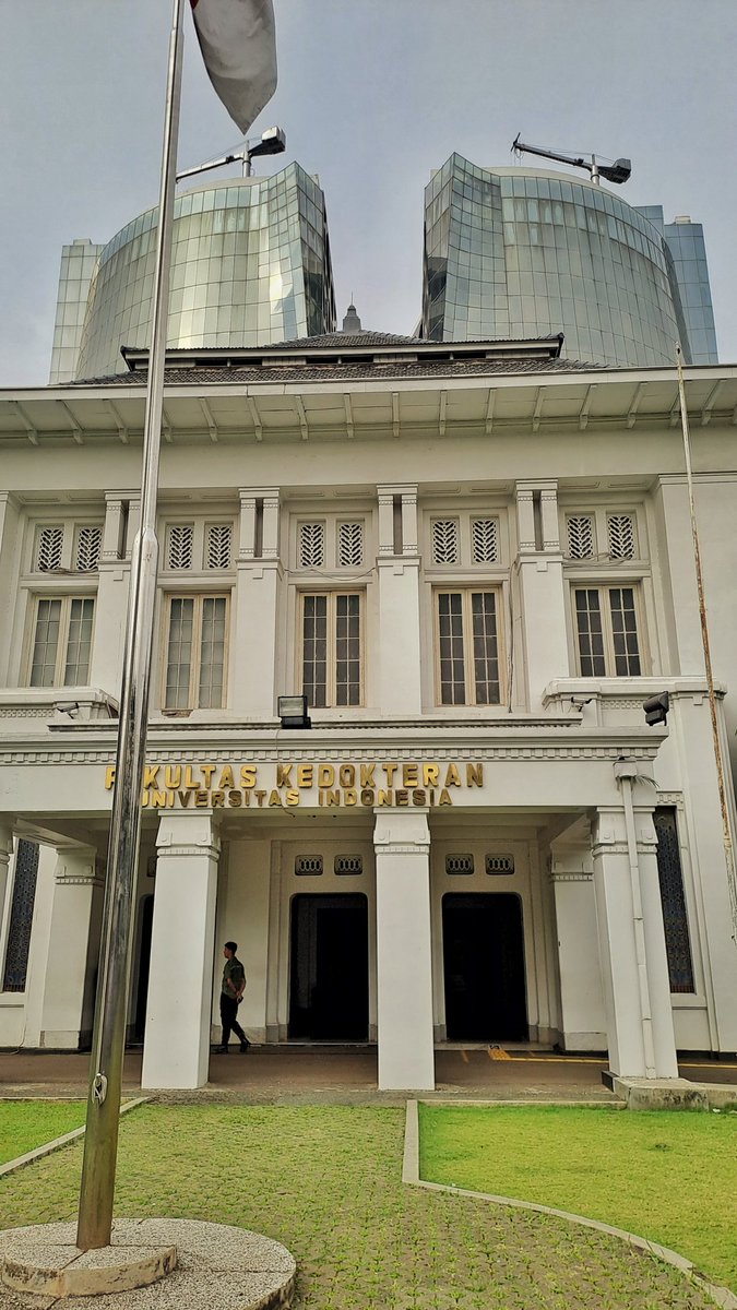 arsirasi's tweet image. hi, makara hijau 👨🏻‍⚕️