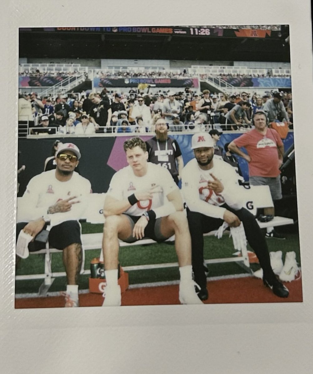 shiestystime's tweet photo. was good seeing me once again @JoeCinciTheII. if you ever miss cincy, just come back home (featuring jamarr 😒 @WhoDeyChasing) https://t.co/MG2B05wBBa