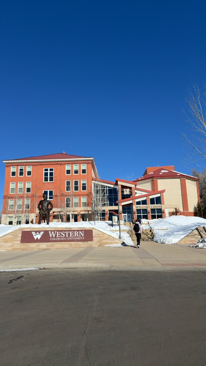 Thanks <a href="/_CoachRon_/">Naron Rollins</a> for having me on a visit <a href="/WesternTrack/">Western Track/XC</a> had a great time seeing the facilities and learning about the school!