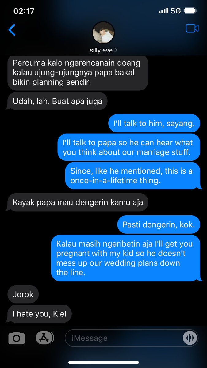 psyrche's tweet photo. Kesibukan Silly Eve & Mr. Kiel nyiapin pernikahan mereka.
— minwon few tweets au, (#kieve) https://t.co/WwfMnHPnSn