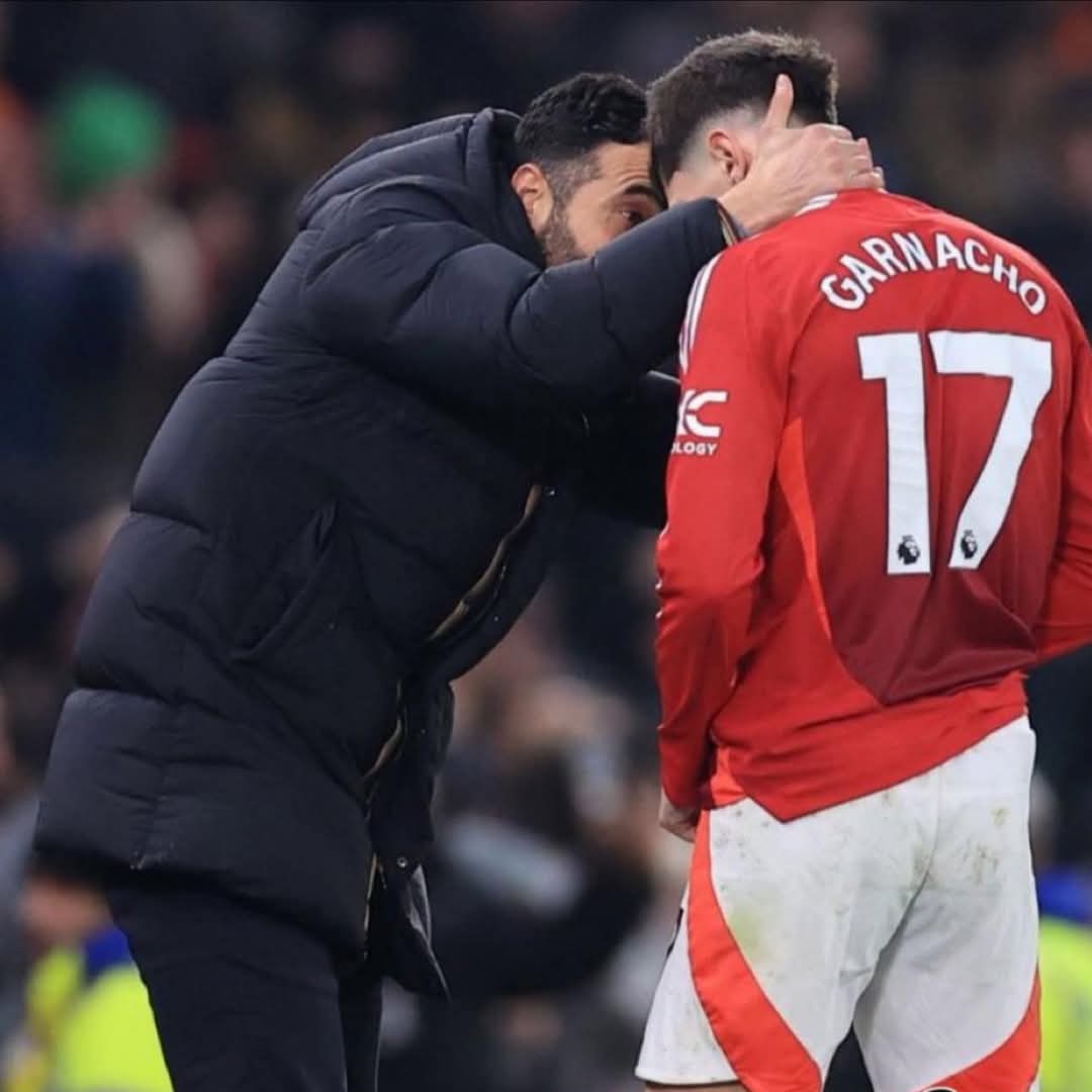 ManUtd720's tweet photo. Put his head down. 
Deleted his X account.
Worked hard.
Silencing his critics on the pitch.

Alejandro Garnacho is doing Ruben Amorim proud ❤️ #MUFC https://t.co/DEbD2nN4TT