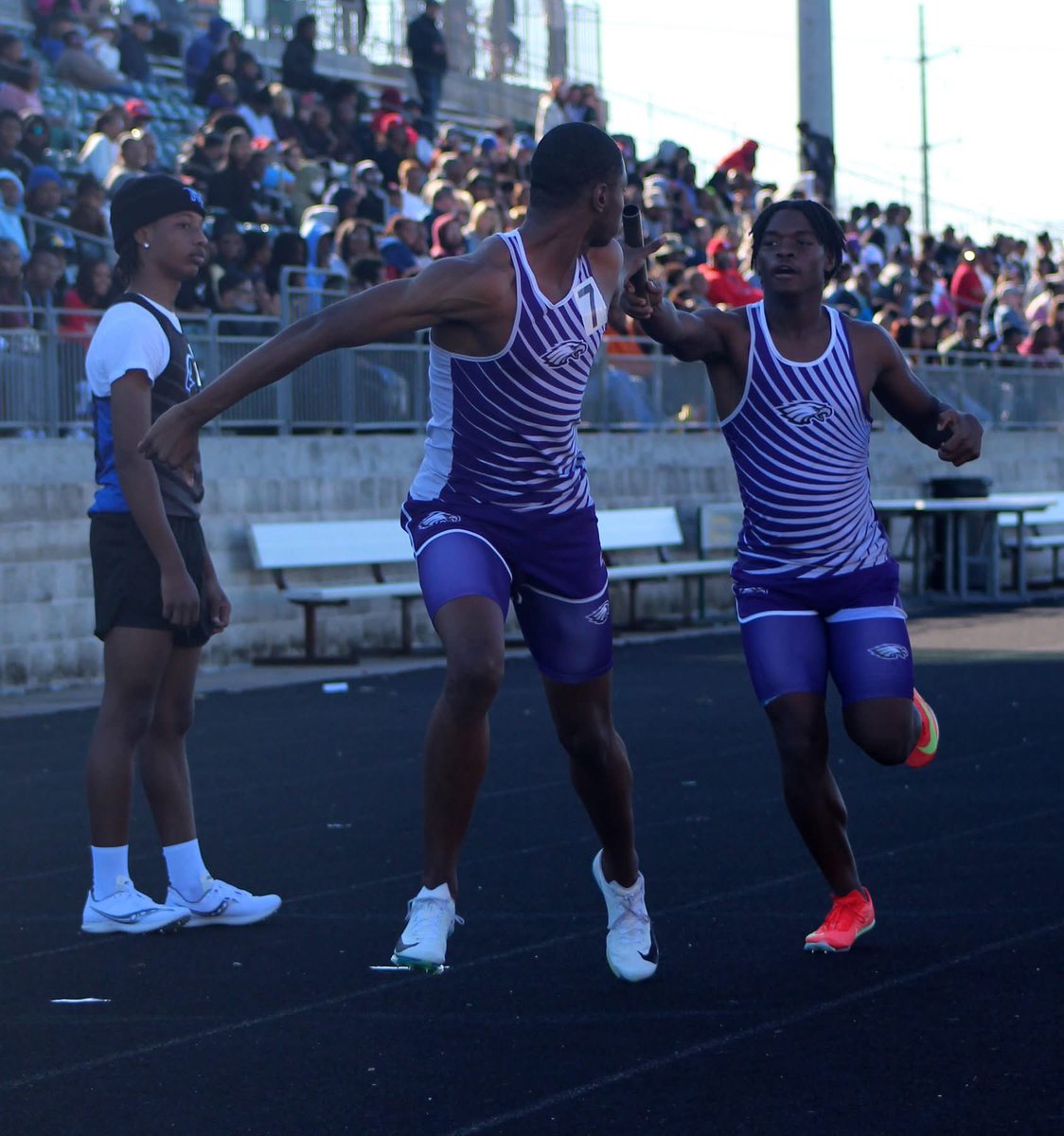 Eagle Speed Track tweet media