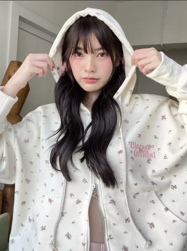 yumeery's tweet photo. ส่งต่อ Cintang มือ ✌🏻 (mroning lilly) 330รส. 🎀 #ส่งต่อเสื้อผ้ามือสอง #ส่งต่อเสื้อผ้ามือ2 #ส่งต่อเครื่องสำอาง #ส่งต่อstylist #ส่งต่อcintageshop #ส่งต่อซินเทจ #ส่งต่อเสื้อกันหนาวซินเทจ #ส่งต่อเสื้อกันหนาวcintang #ส่งต่อเสื้อกันหนาว #cintageส่งต่อ #cintageshopส่งต่อ https://t.co/ou7UK6kevI