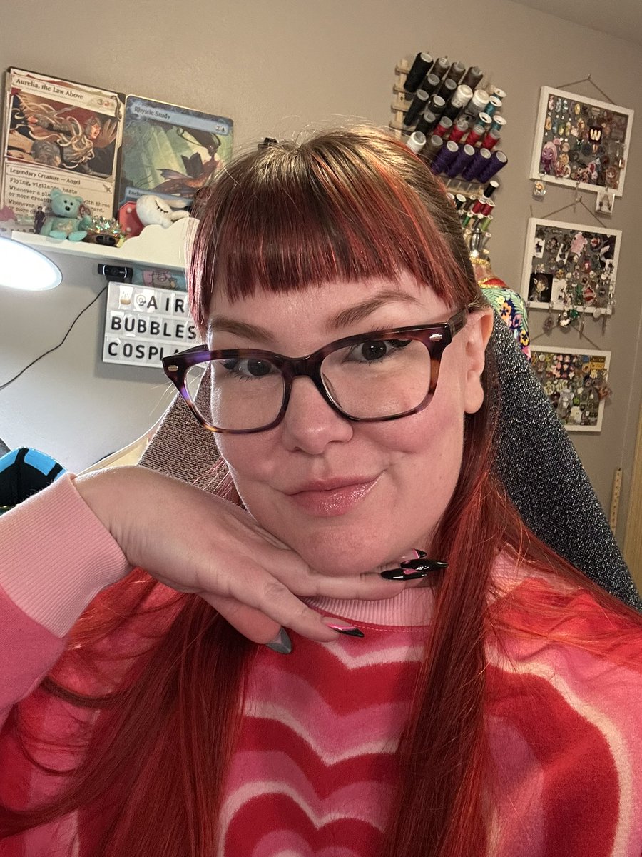 We’re live and crafting more. Then! Hopefully a little gaming 🥰

Twitch.tv/airbubblescosp… #cosplaywip