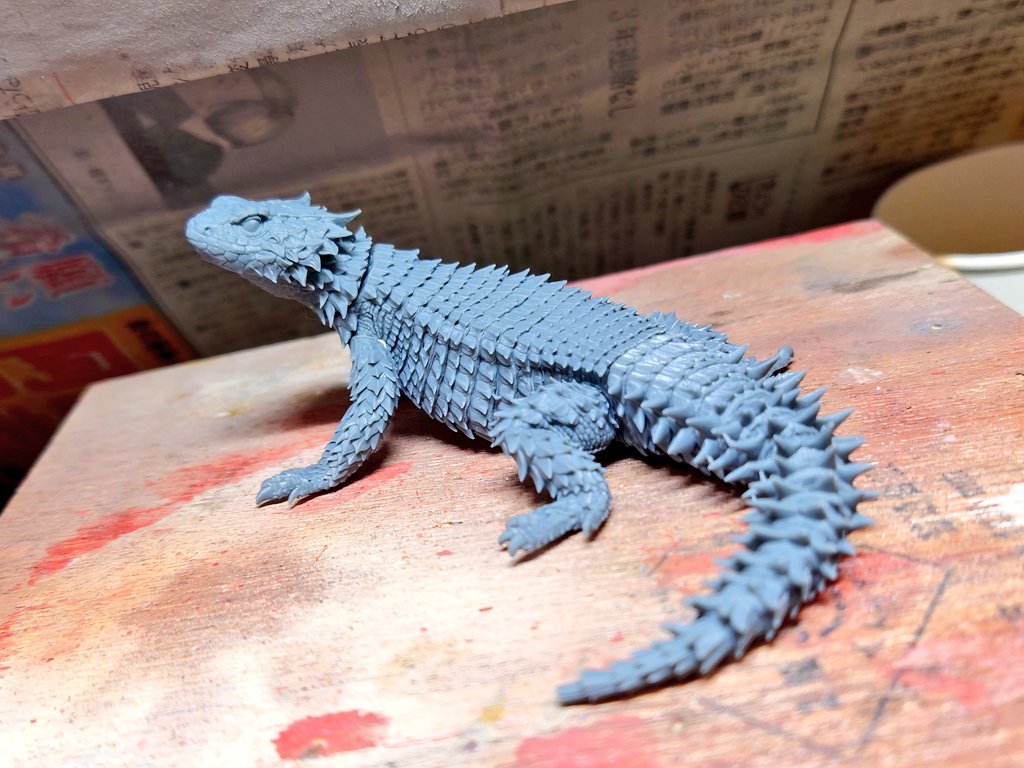 ミニ オオヨロイトカゲ（どっちやねん）の出力品キットも少し準備出来