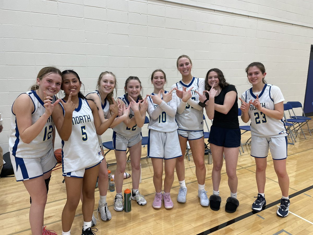 wnhsgbb's tweet image. Great win from the Freshman team today!!